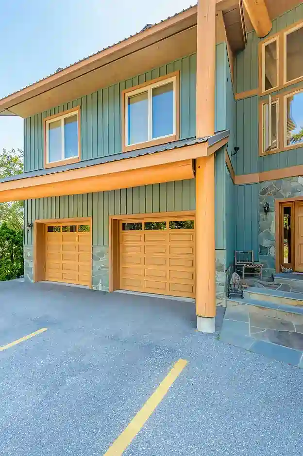 Efficient Commercial Door Repair in Lethbridge